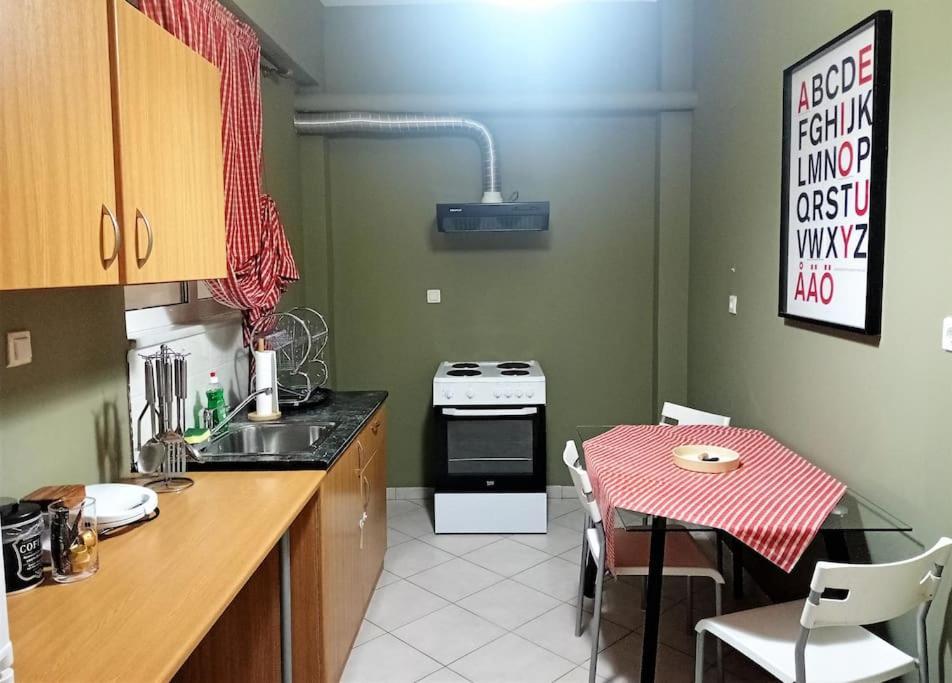 Traveler'S Nest - Central Apartment Trípoli Exterior foto
